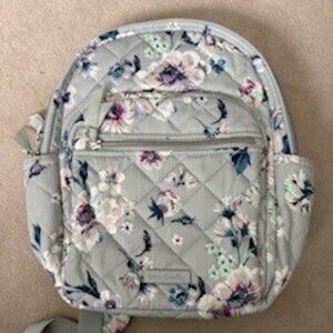 NEW Vera Bradley Small Twill Backpack - Grey Floral